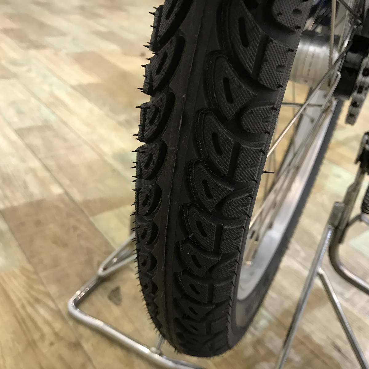 パナソニック ギュット ミニ DX ネイビー 20インチ KW035【中古車】