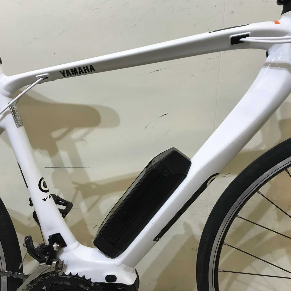ヤマハ YPJ C ホワイト 700×28C KR105 【中古車】