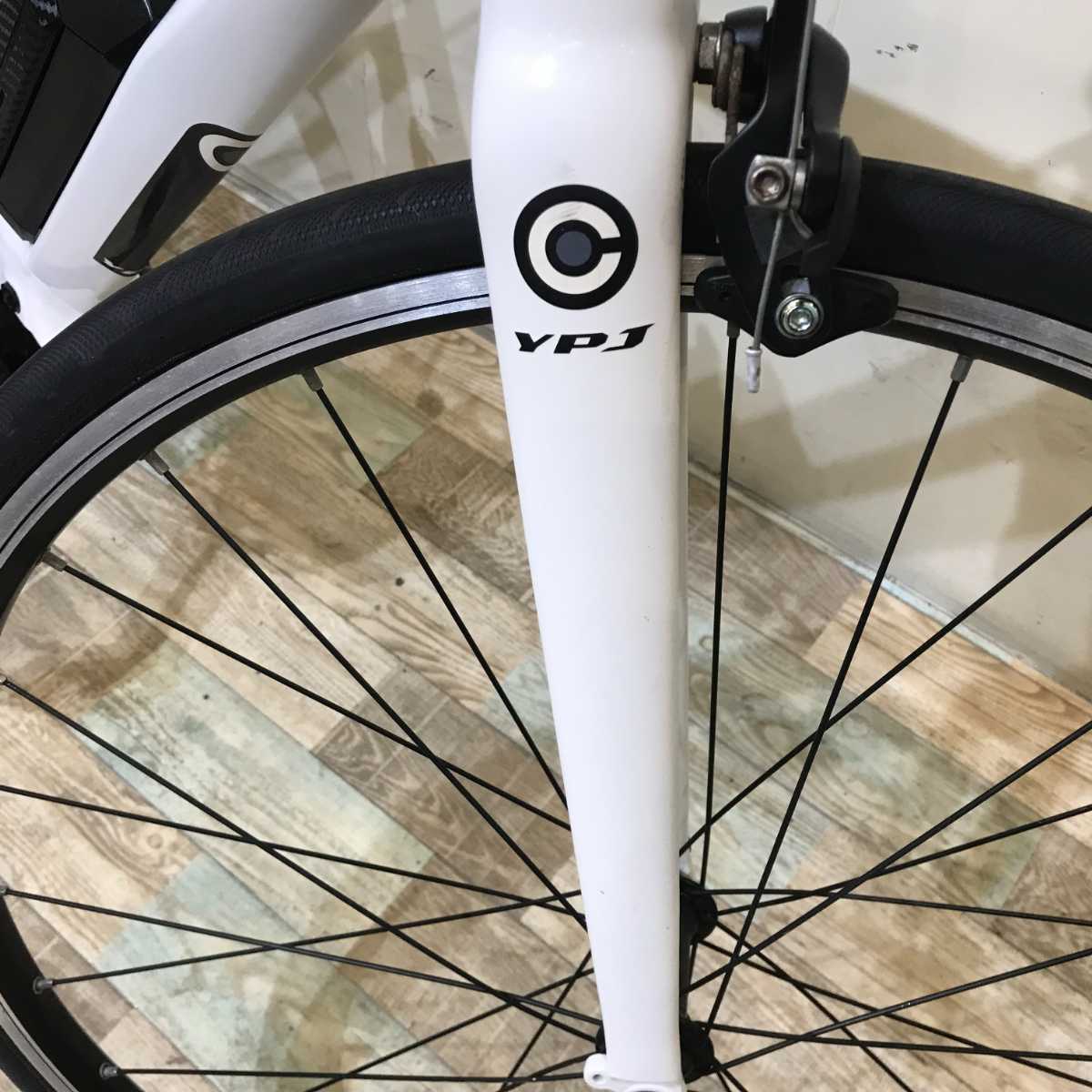 ヤマハ YPJ C ホワイト 700×28C KR105 【中古車】