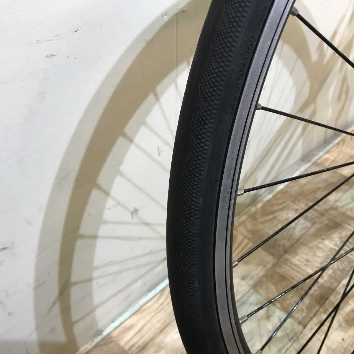 ヤマハ YPJ C ホワイト 700×28C KR105 【中古車】