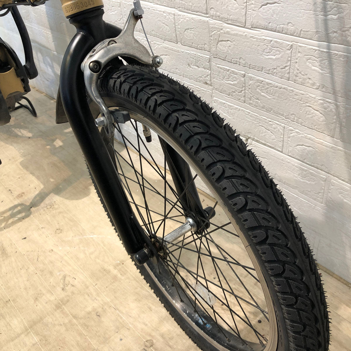 パナソニック EZ ベージュ 20インチ YU102 【中古車】