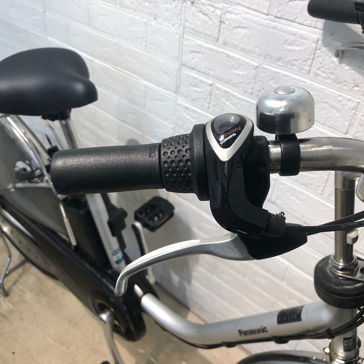 パナソニック ビビ DX シルバー 26インチ YU118 【中古車】