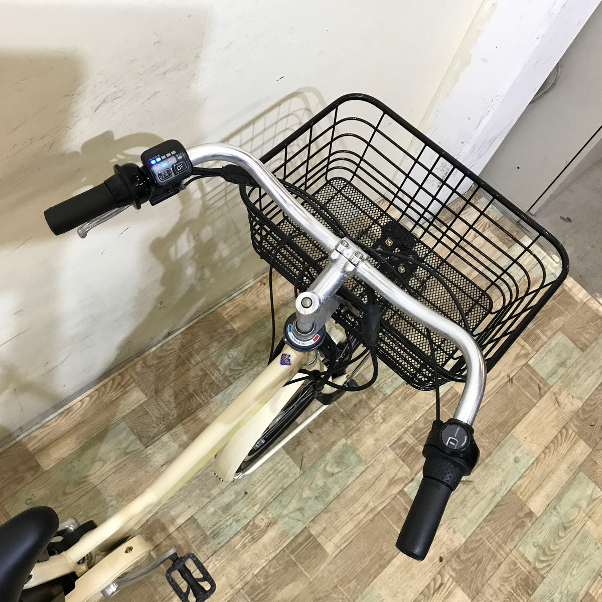ブリヂストン ステップクルーズ e ベージュ 26インチ KW058 【中古車】