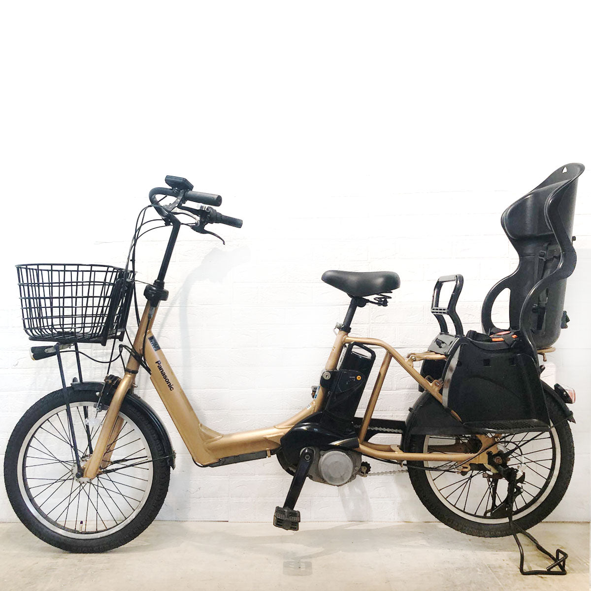 パナソニック ギュット アニーズ ゴールド 20インチ YU124【中古車】