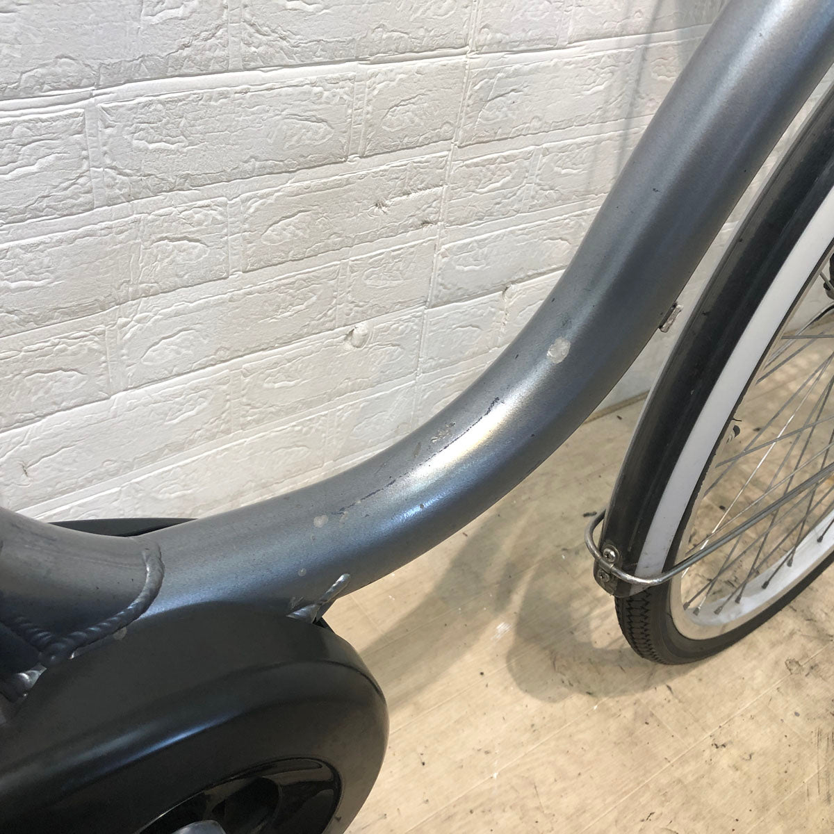ブリヂストン アシスタ DX シルバー 26インチ YU125 【中古車】
