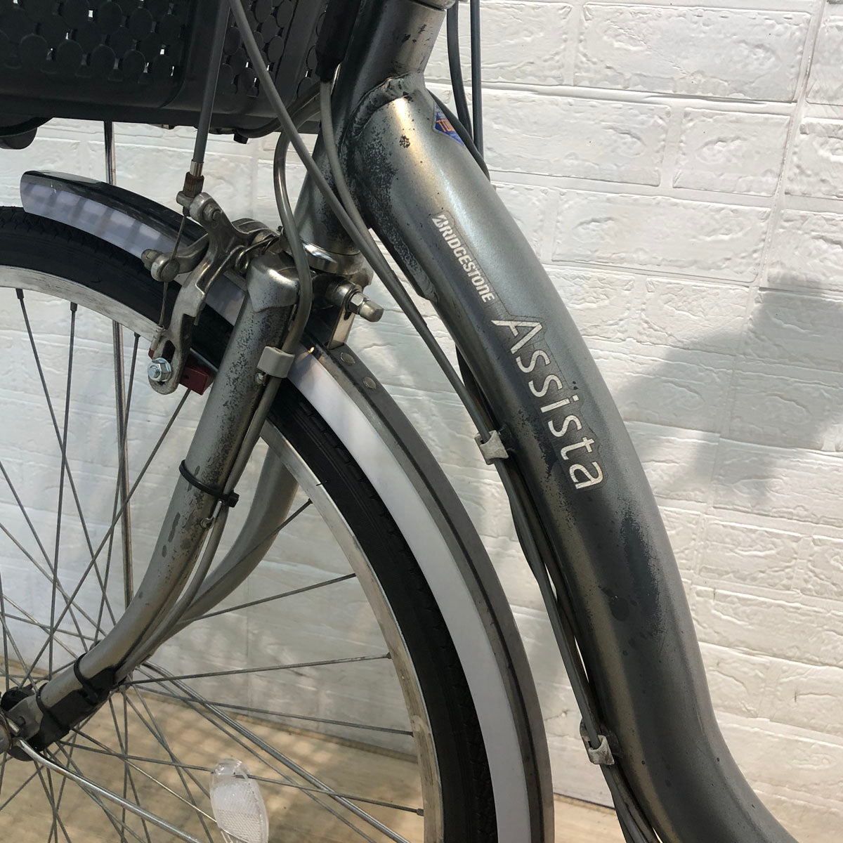 ブリヂストン アシスタ DX シルバー 26インチ YU125 【中古車】