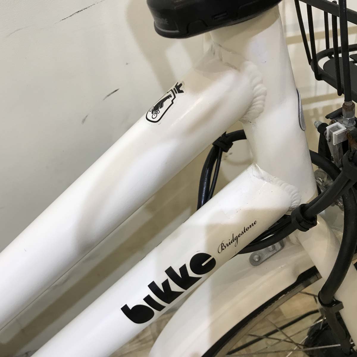 ブリヂストン bikke GRI ビッケ グリ ホワイト 前24×後20インチ KW064 【中古車】