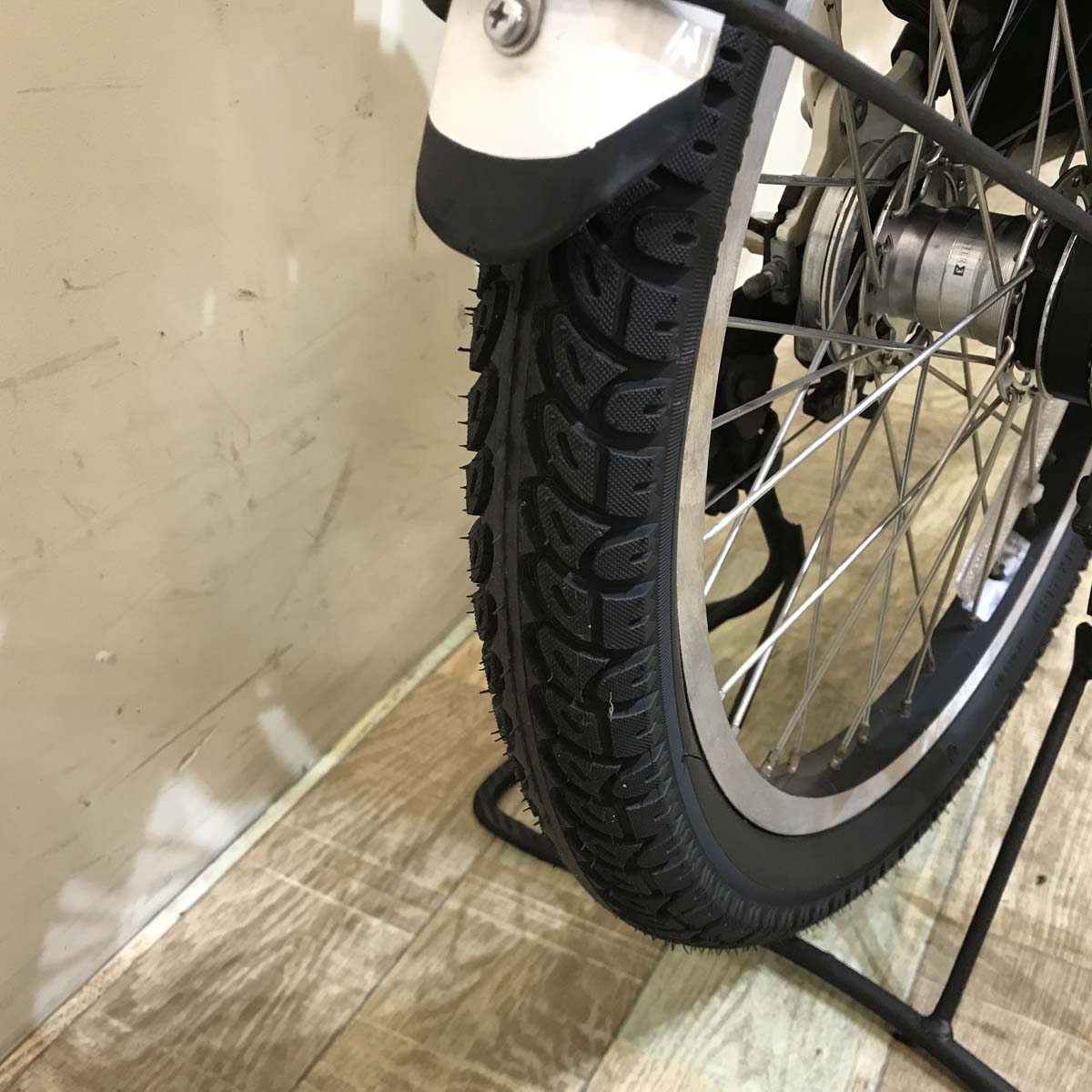 ブリヂストン bikke GRI ビッケ グリ ホワイト 前24×後20インチ KW064 【中古車】