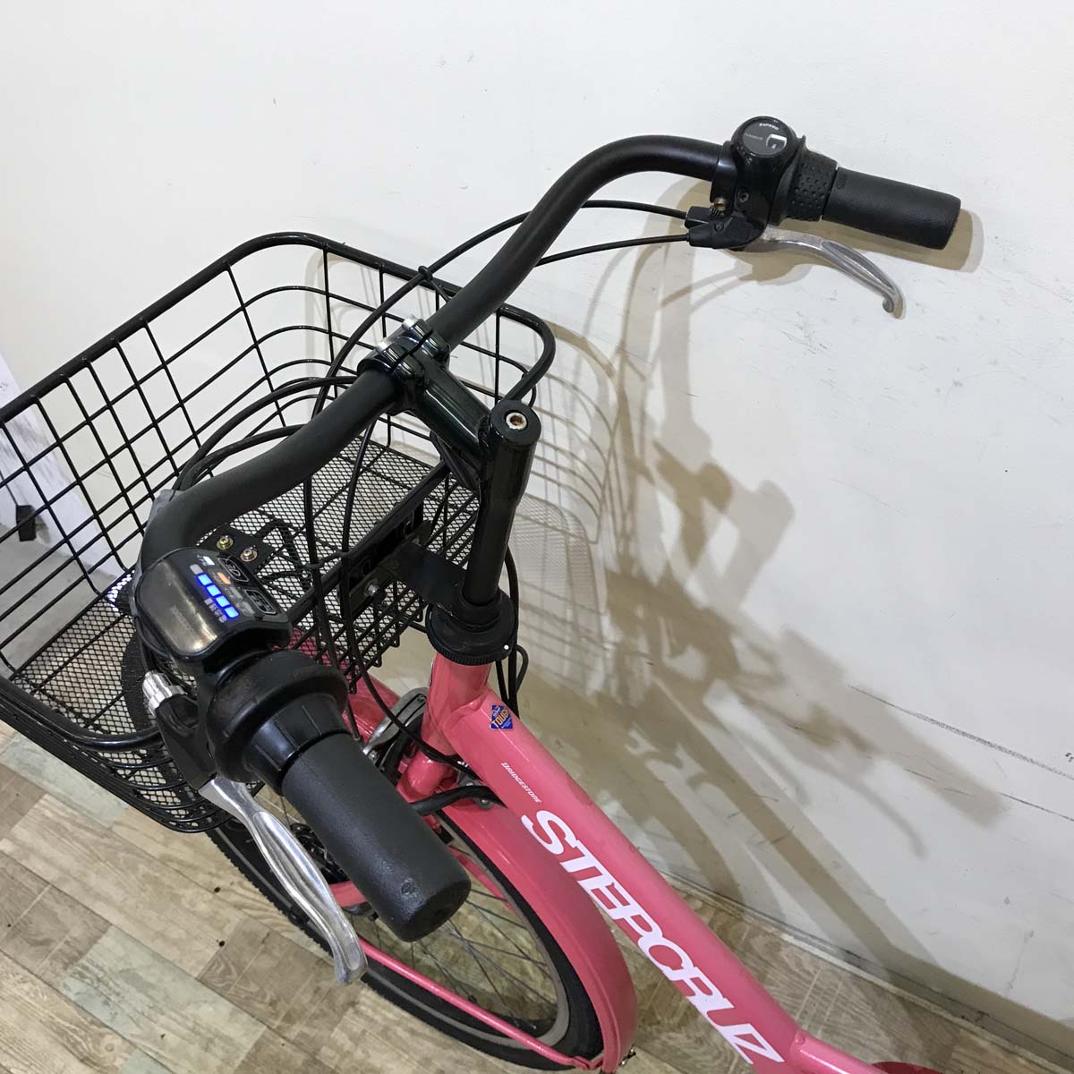 ブリヂストン ステップクルーズ ピンク 26インチ KW075【中古車】