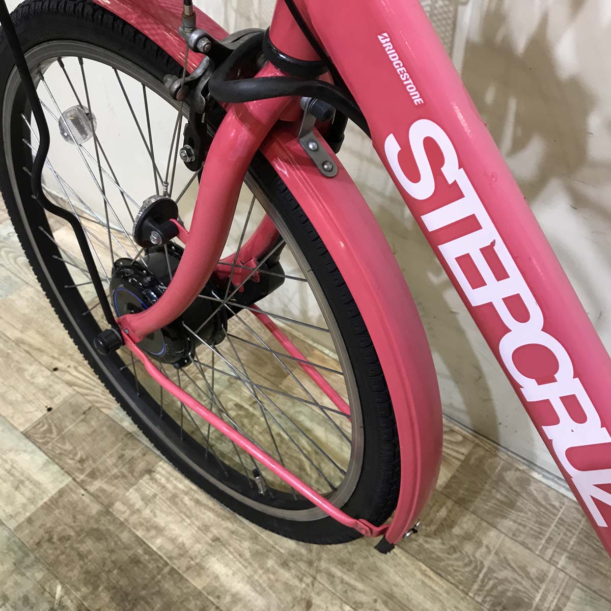 ブリヂストン ステップクルーズ ピンク 26インチ KW075【中古車】