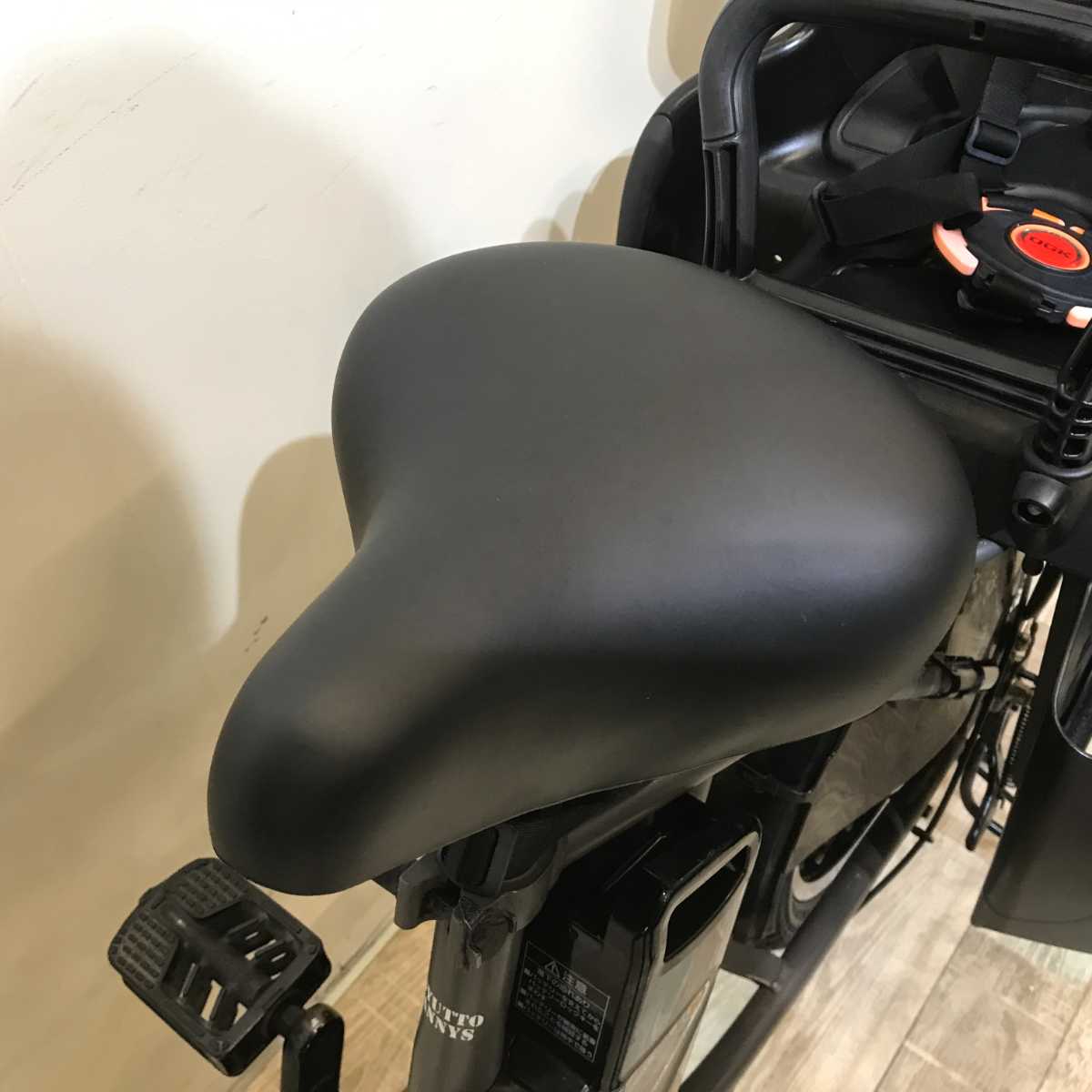 パナソニック ギュット アニーズ グレー 20インチ KS024【中古車】