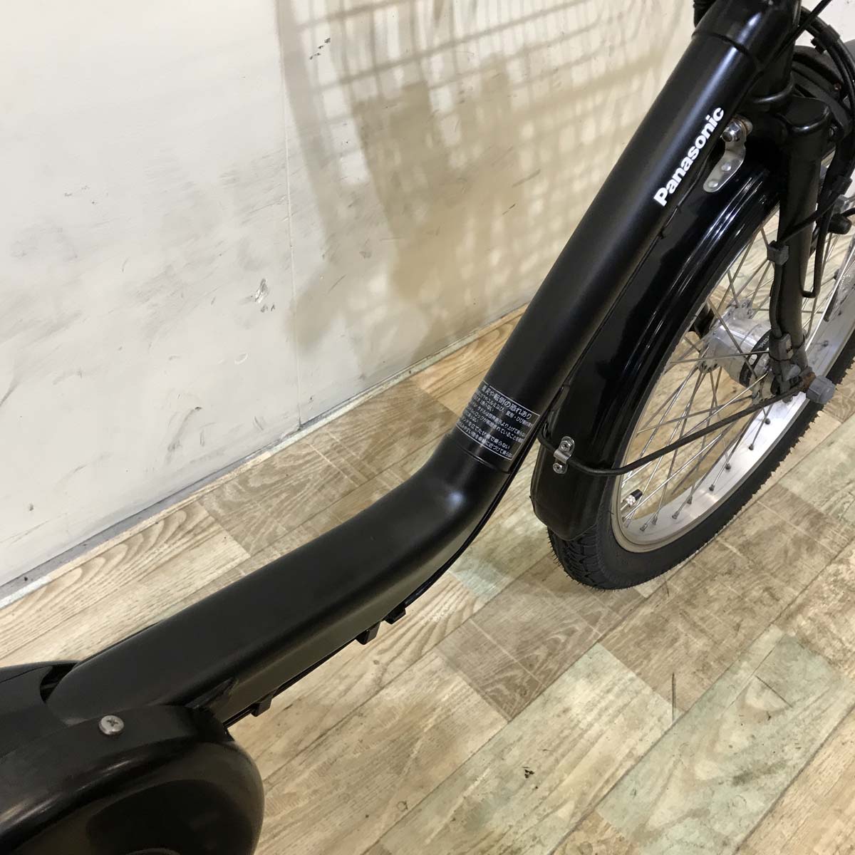 パナソニック ギュット ミニ DX ブラック 20インチ KW082【中古車】