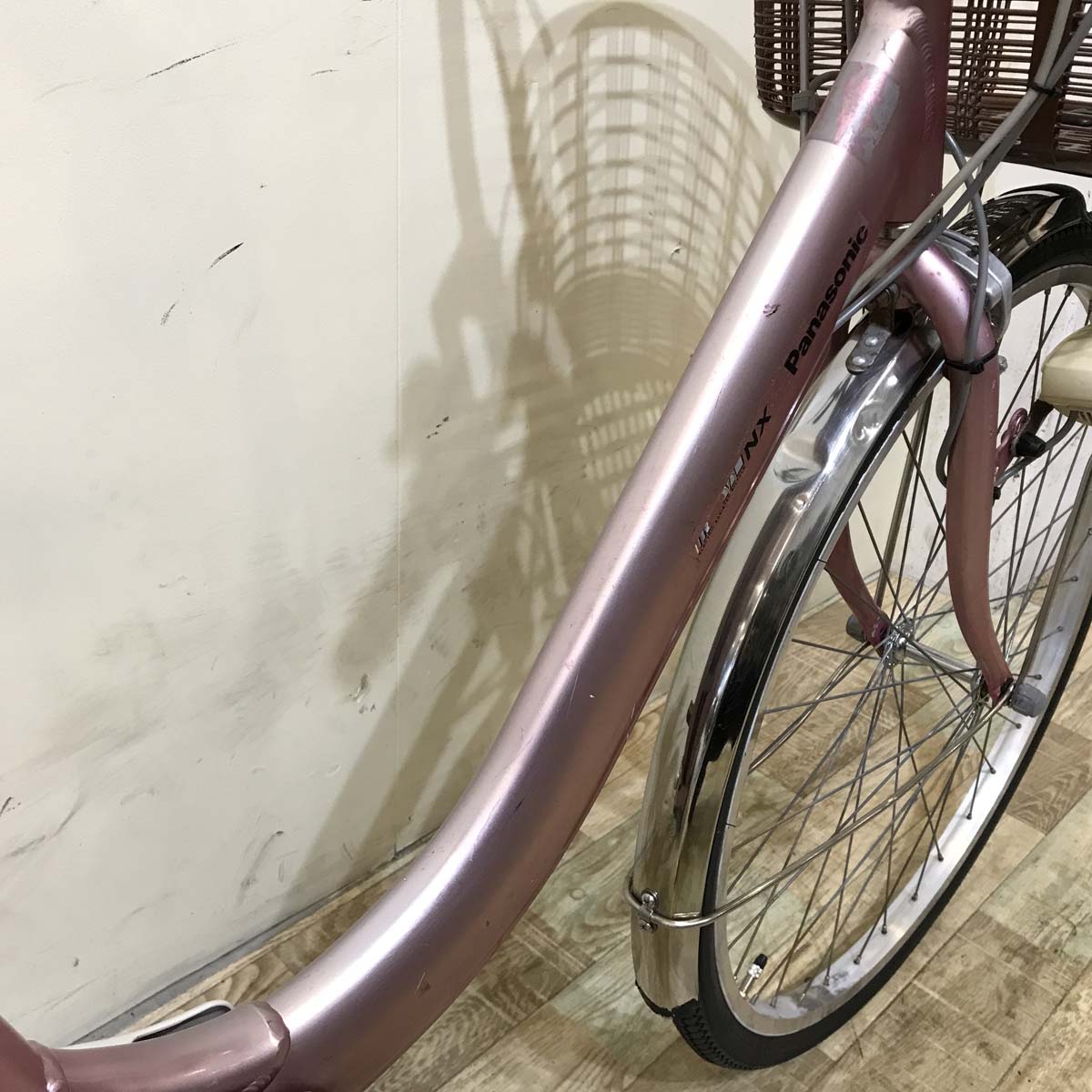 【バッテリー・充電器無し】パナソニック ビビ NX ピンク 26インチ KW095 【中古車】