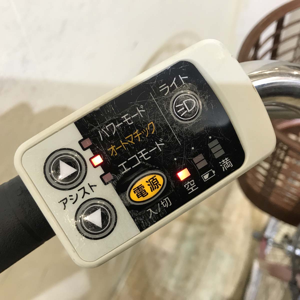 【バッテリー・充電器無し】パナソニック ビビ NX ピンク 26インチ KW095 【中古車】