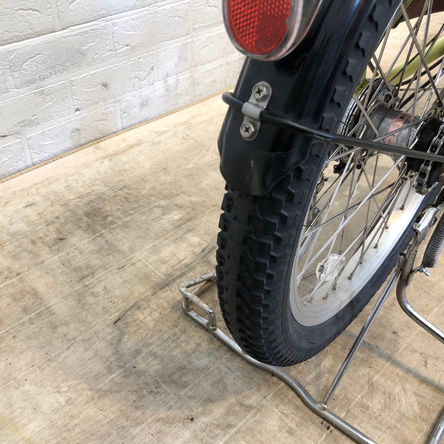パナソニック ギュット ミニ DX イエロー 20インチ YQ021【中古車】