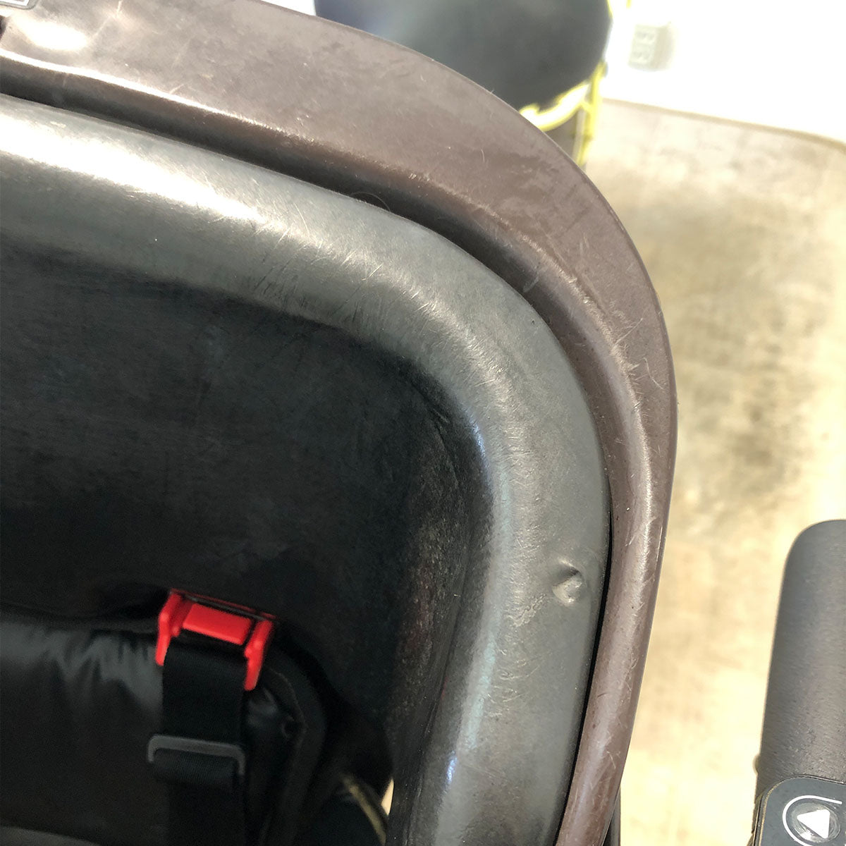パナソニック ギュット ミニ DX イエロー 20インチ YQ021【中古車】