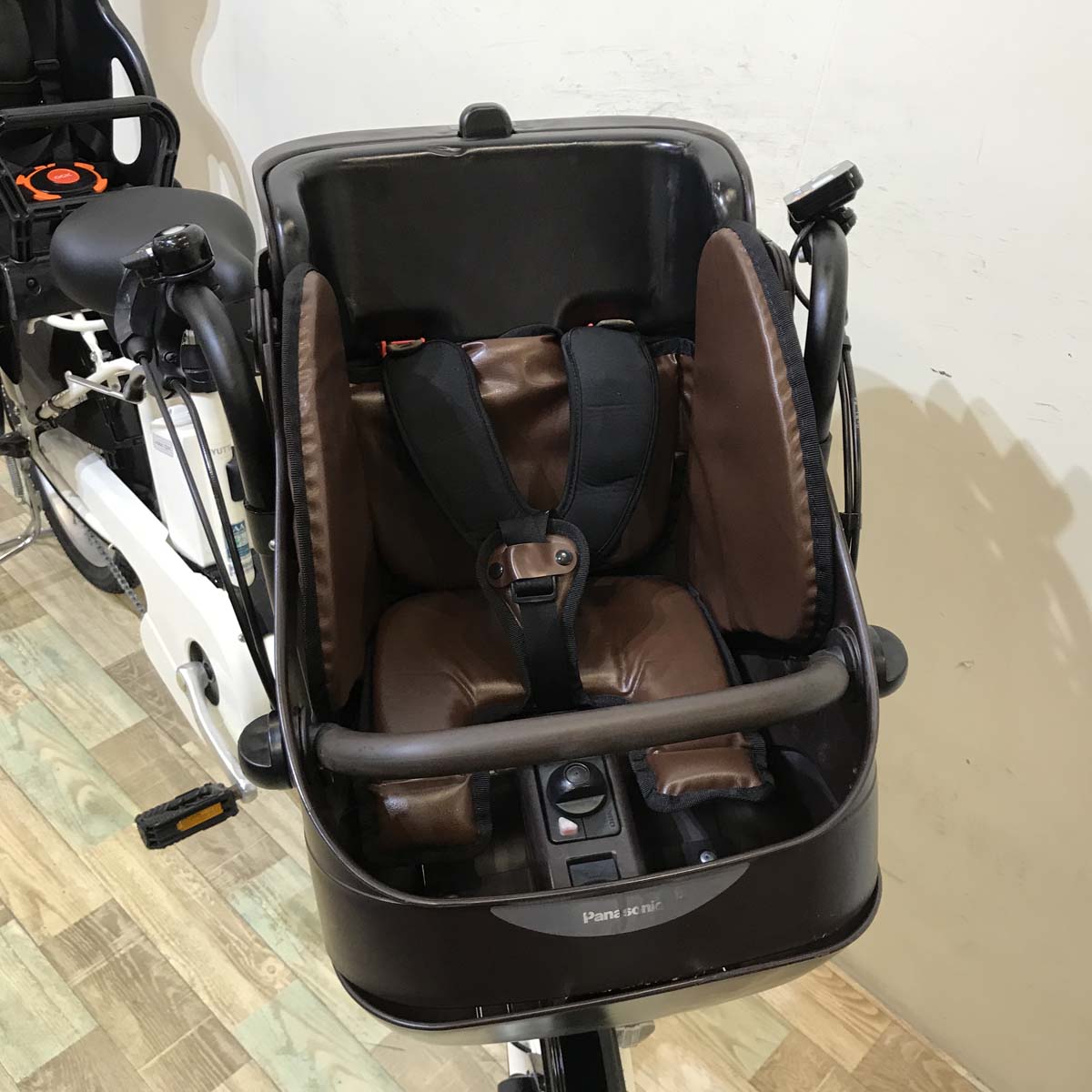 パナソニック ギュット ミニ DX ホワイト 20インチ KW100【中古車】