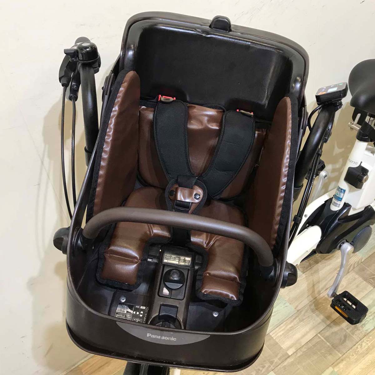 パナソニック ギュット ミニ DX ホワイト 20インチ KW100【中古車】
