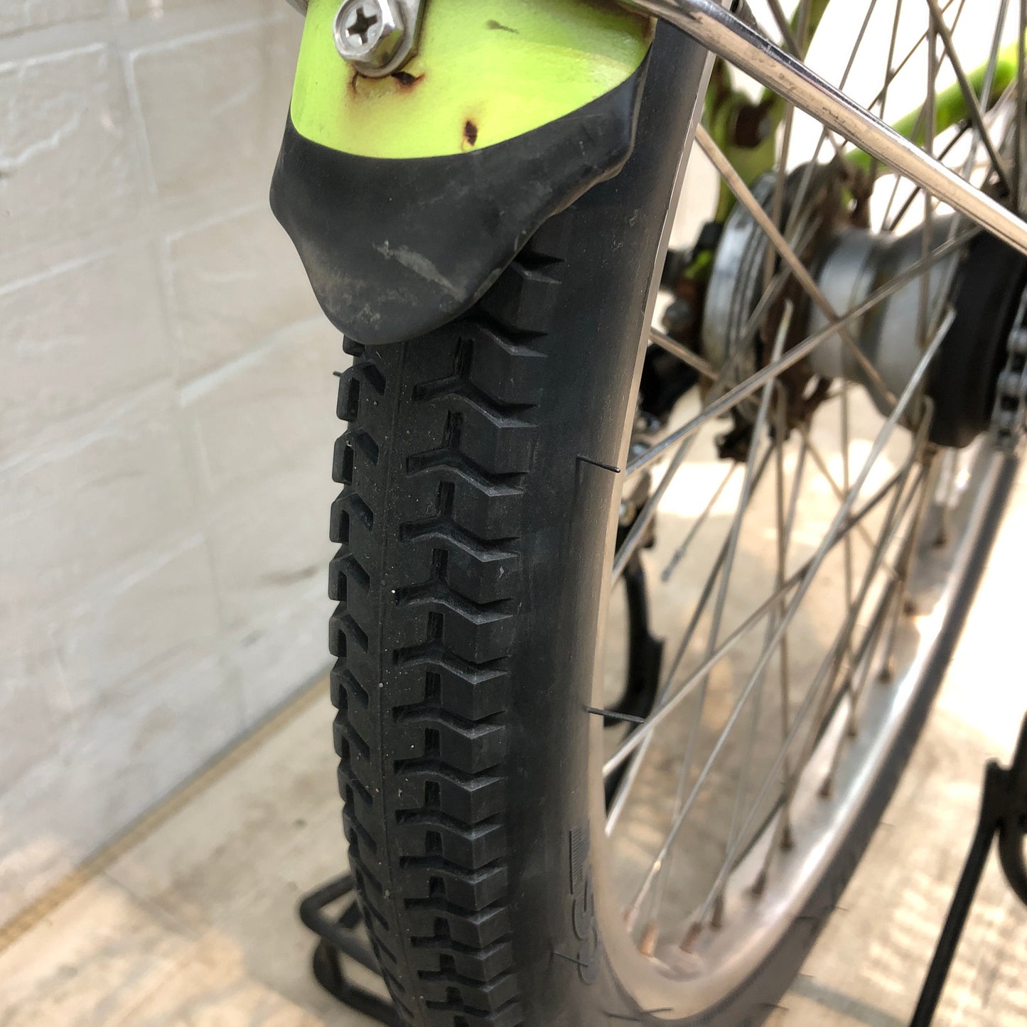パナソニック ギュット ミニ グリーン 20インチ YQ024【中古車】