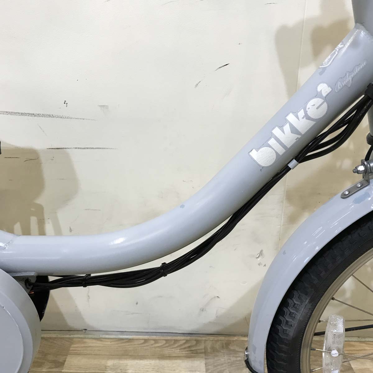 ブリヂストン bikke 2 e ビッケ ツー イー グレー 20インチ KW108 【中古車】
