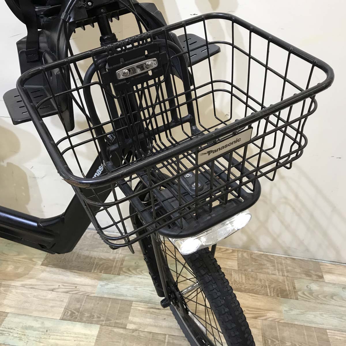 パナソニック ギュット アニーズ ブラック 20インチ KW112【中古車】