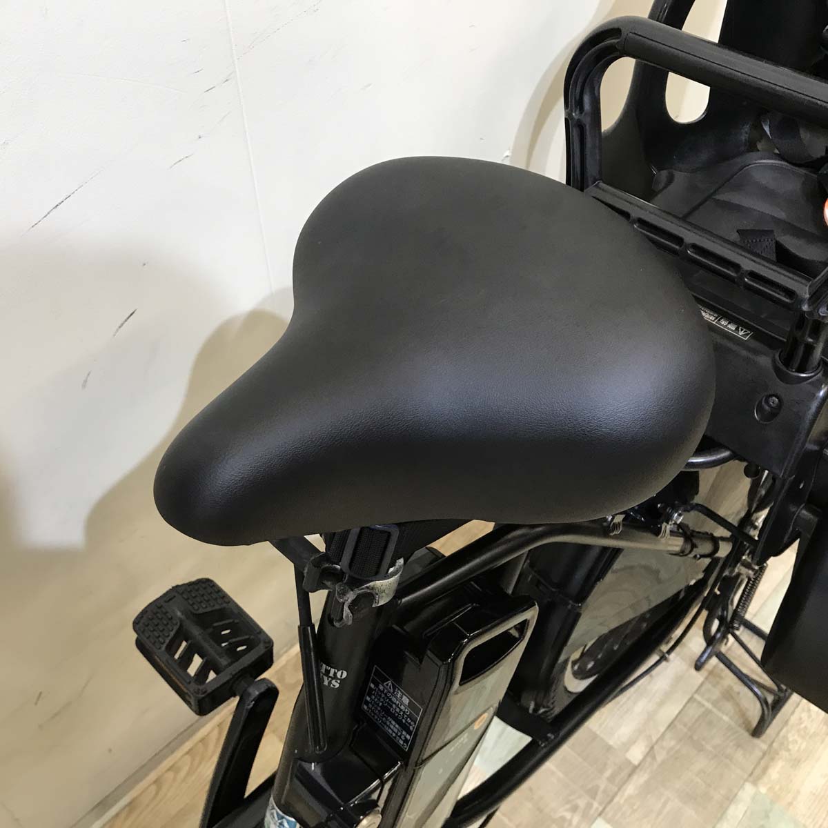 パナソニック ギュット アニーズ ブラック 20インチ KW112【中古車】