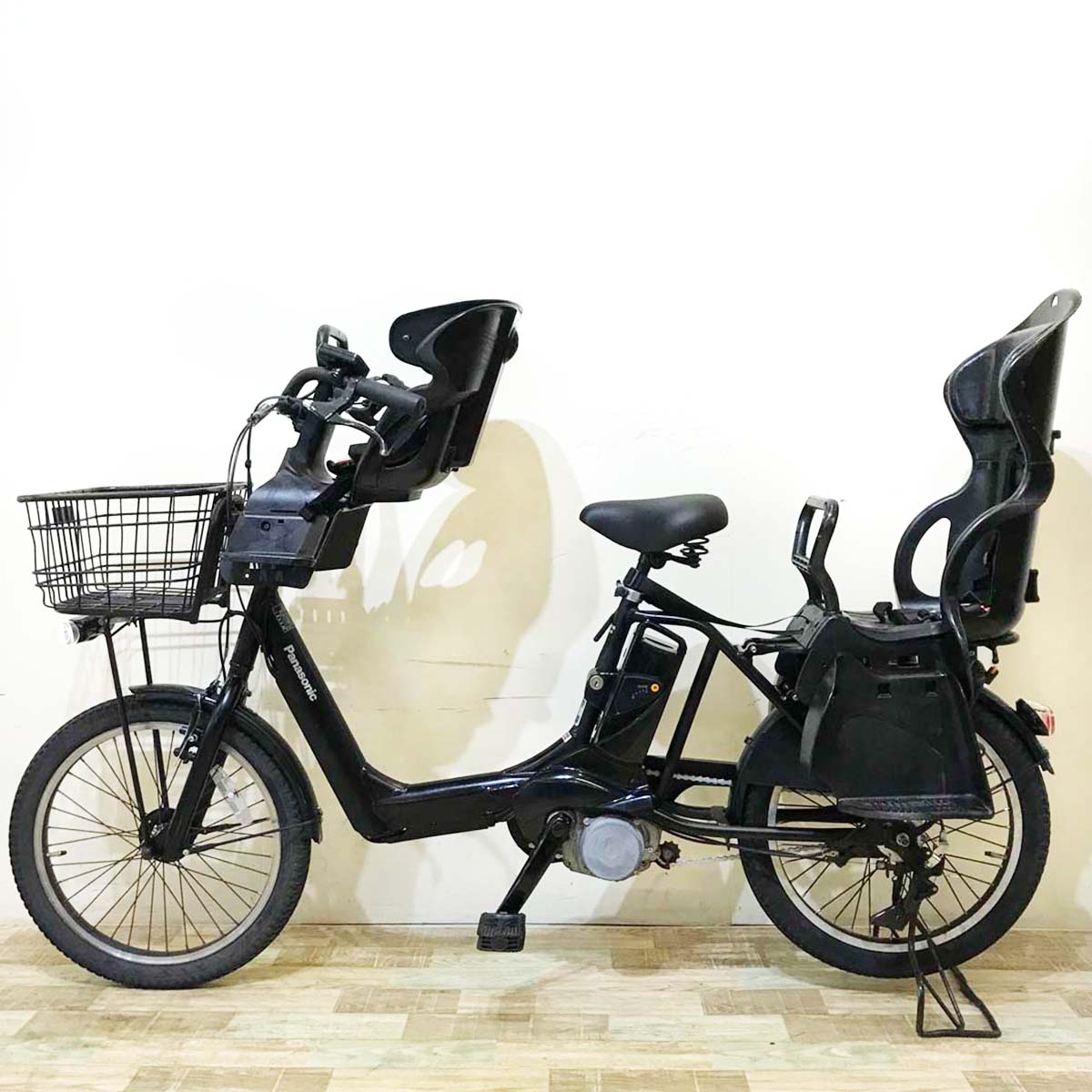パナソニック ギュット アニーズ ブラック 20インチ KW112【中古車】