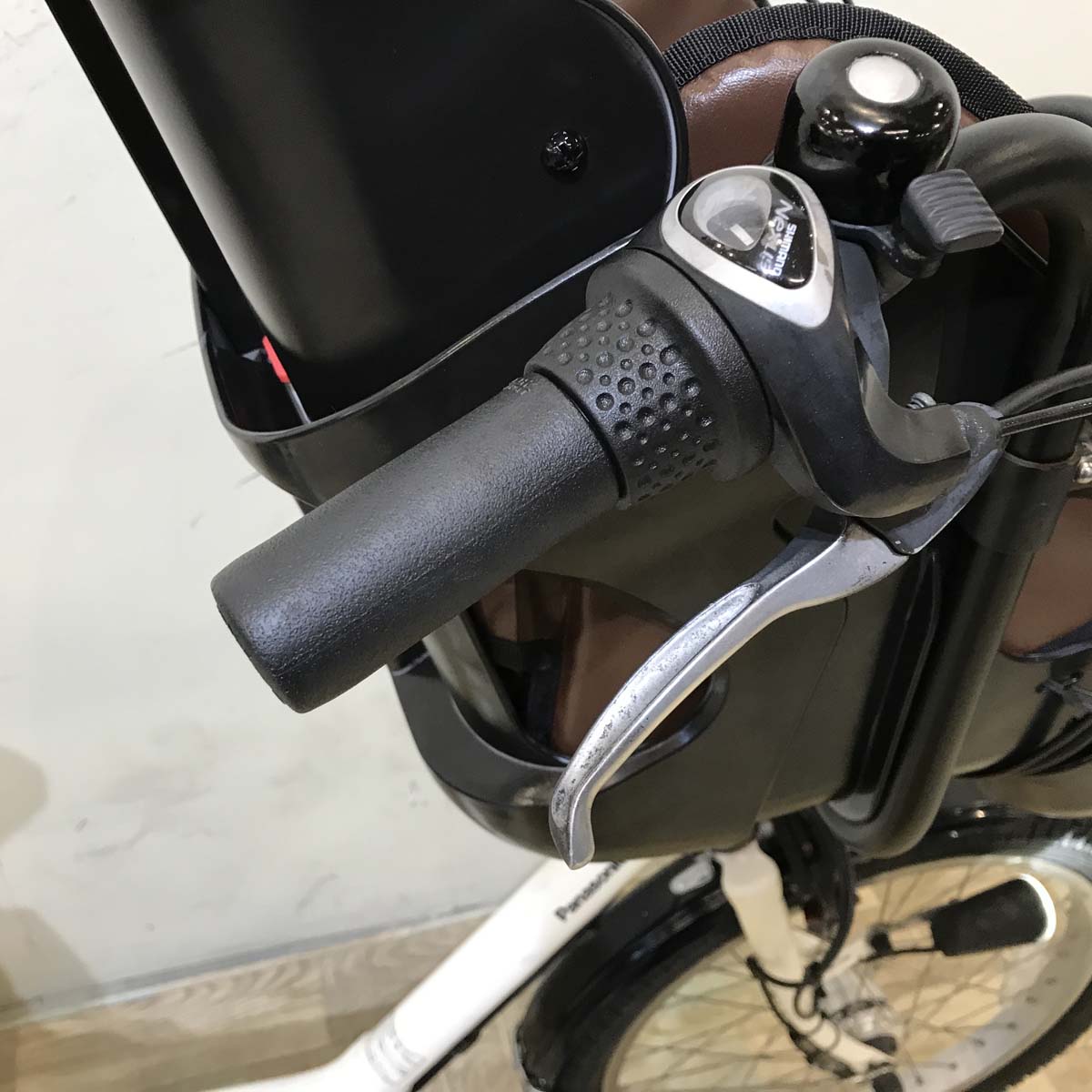パナソニック ギュット ミニ DX ホワイト 20インチ KW116【中古車】