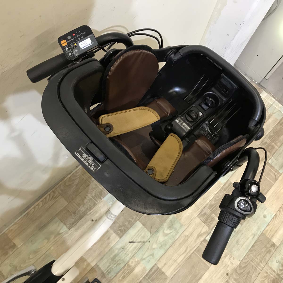 パナソニック ギュット ミニ DX ホワイト 20インチ KW116【中古車】