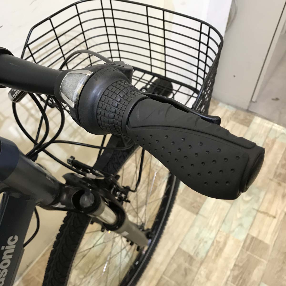 パナソニック ハリヤ グレー 26インチ KX004【中古車】