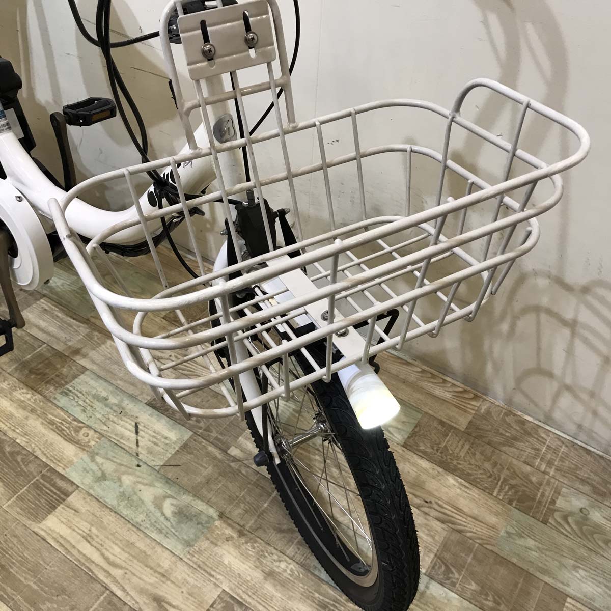 ブリヂストン bikke 2 e ビッケ ツー イー ホワイト 20インチ KX005 【中古車】