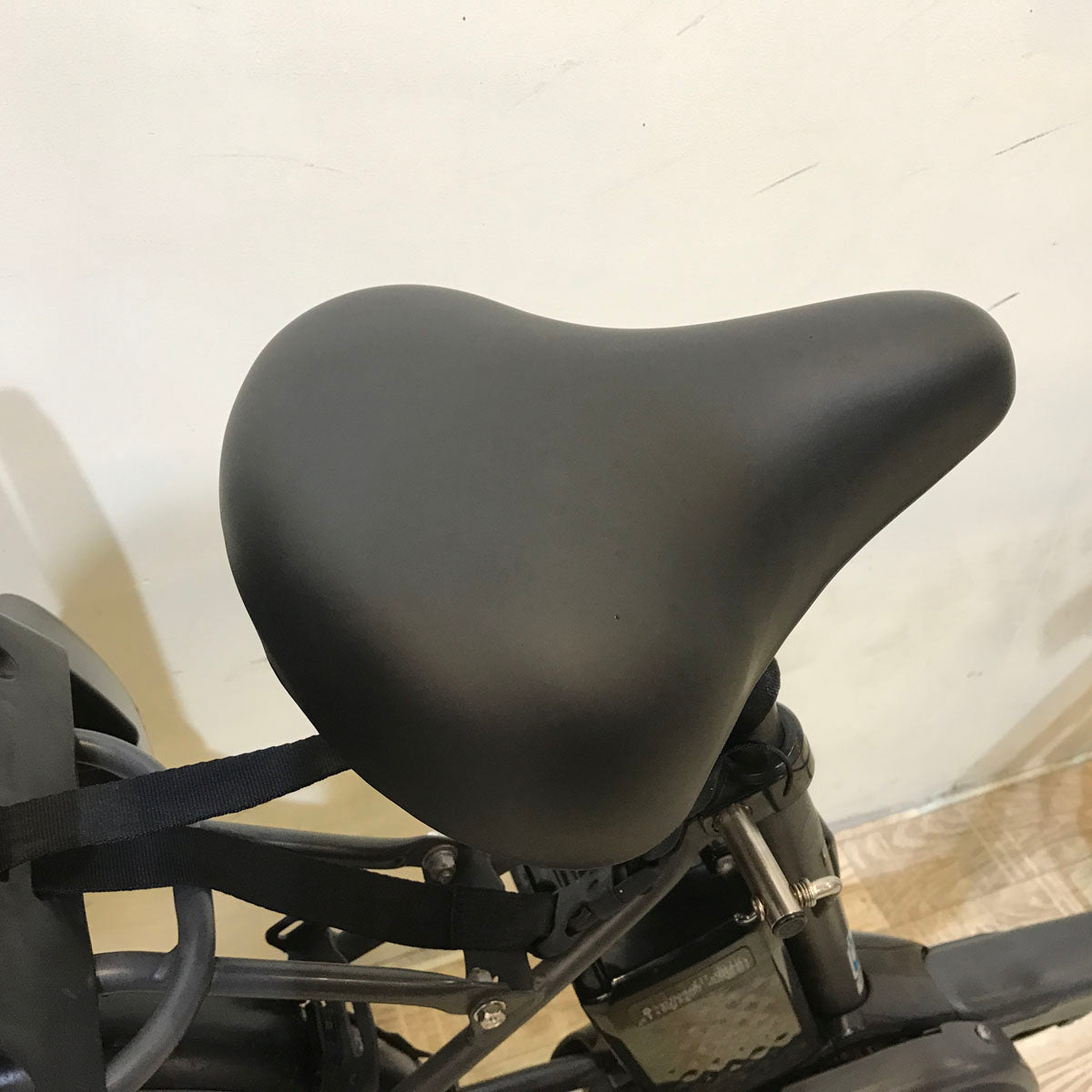 パナソニック ギュット ステージ 22 グレー 22インチ KS080【中古車】