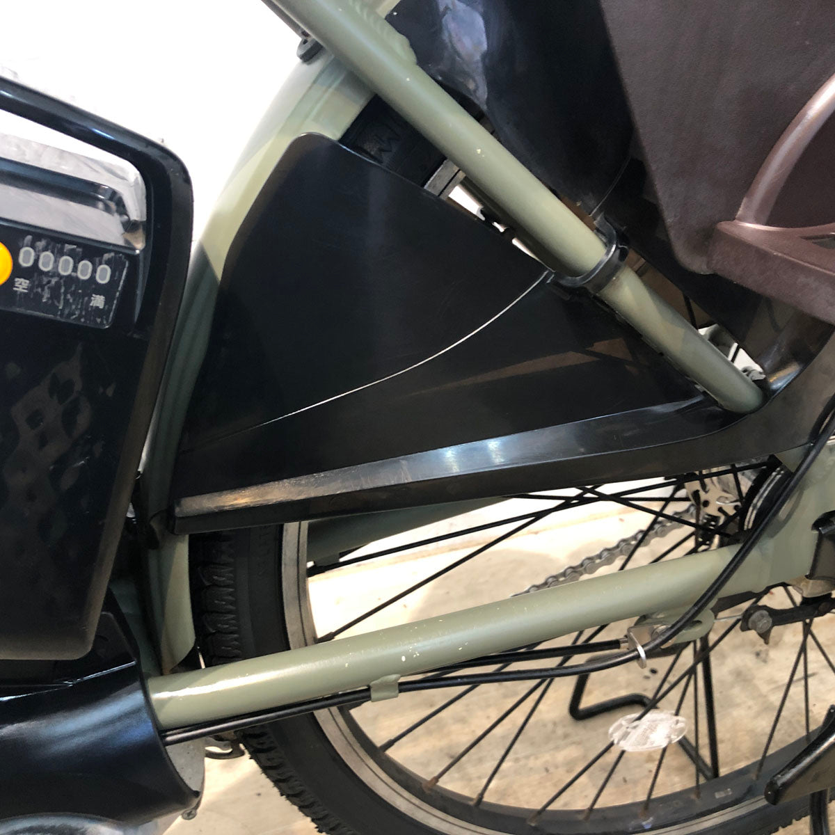 パナソニック ギュット アニーズ DX 26 カーキ 26インチ YV066 【中古車】