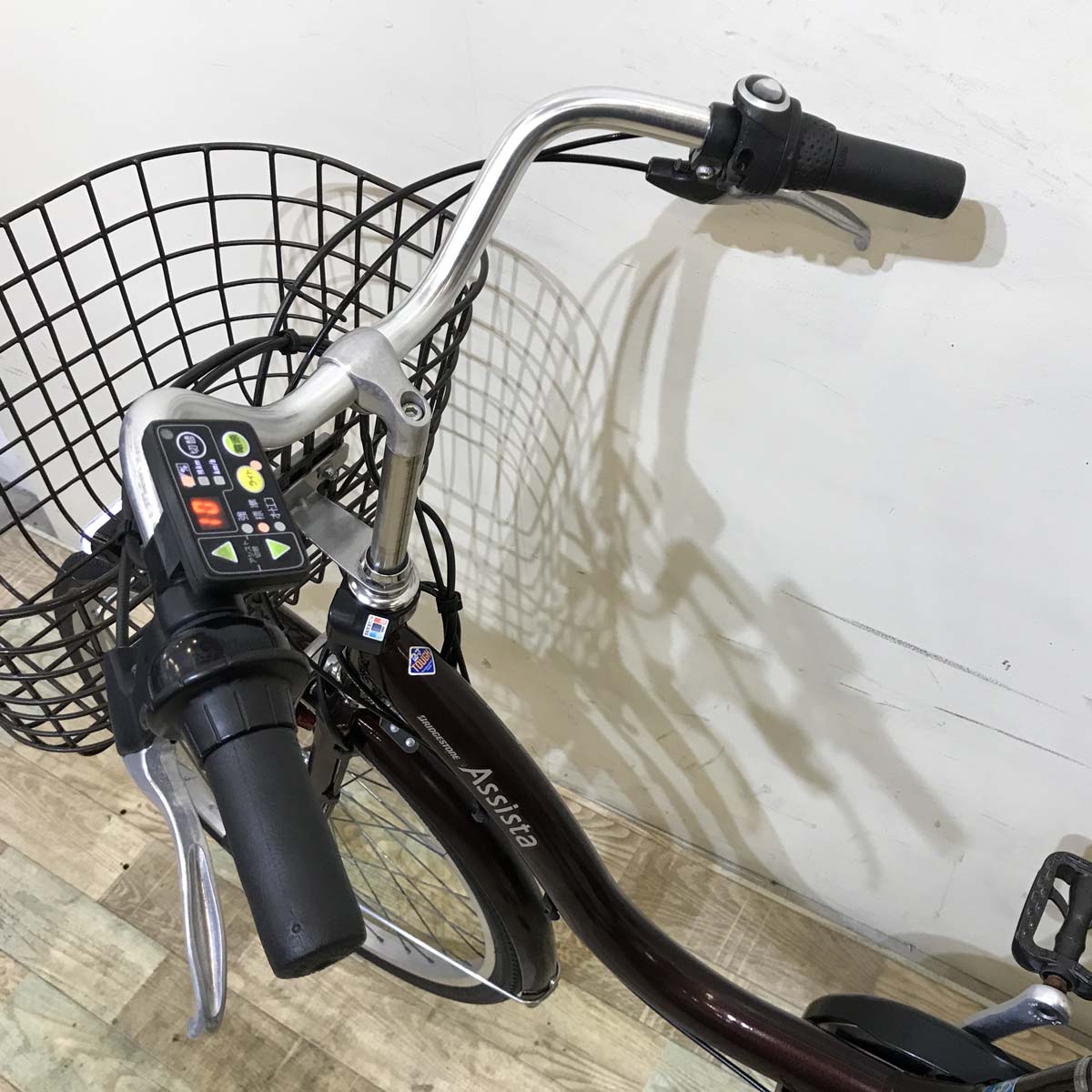 ブリヂストン アシスタファイン ブラウン 24インチ KX009 【中古車】