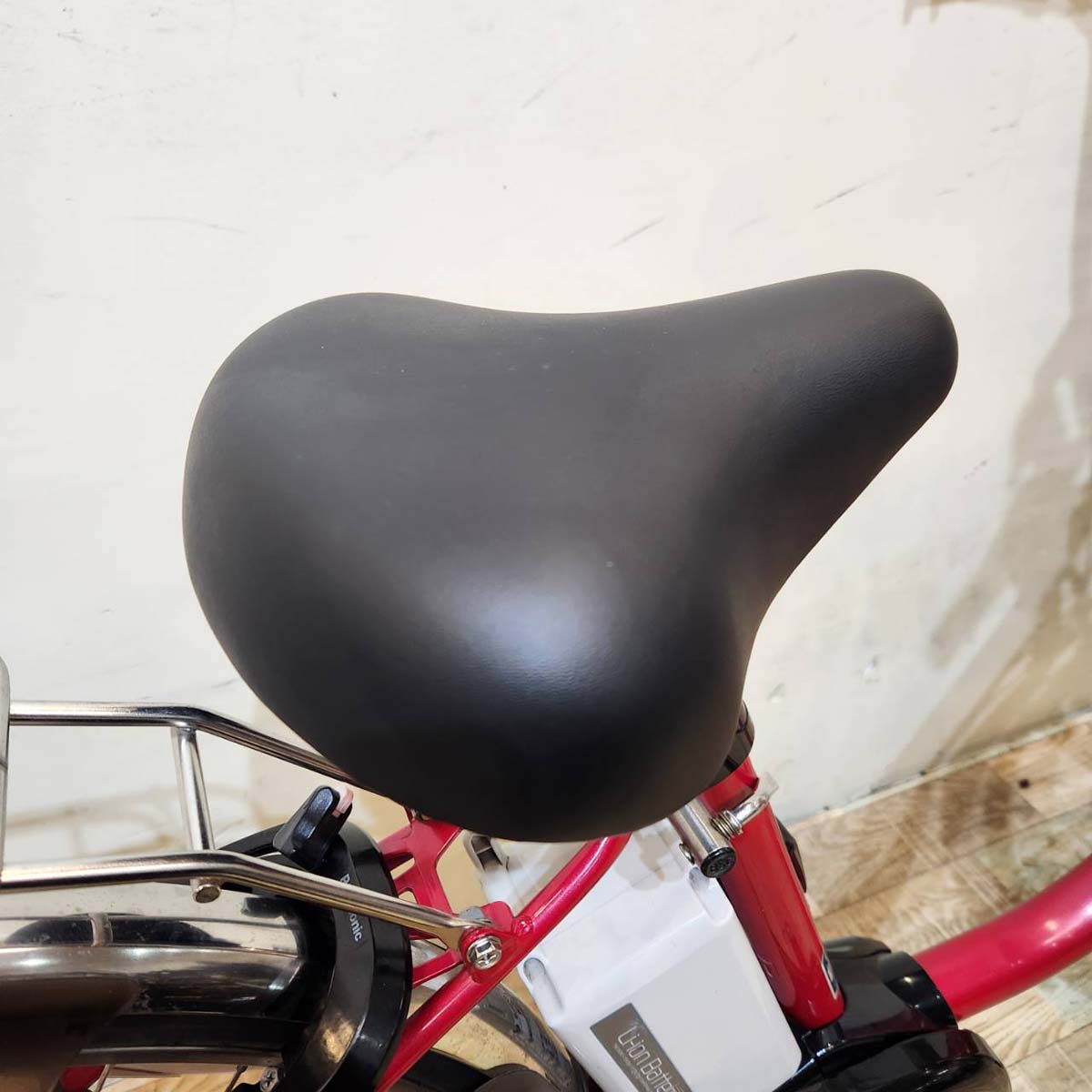 中古電動自転車  パナソニック ビビ DX レッド 26インチ KB019