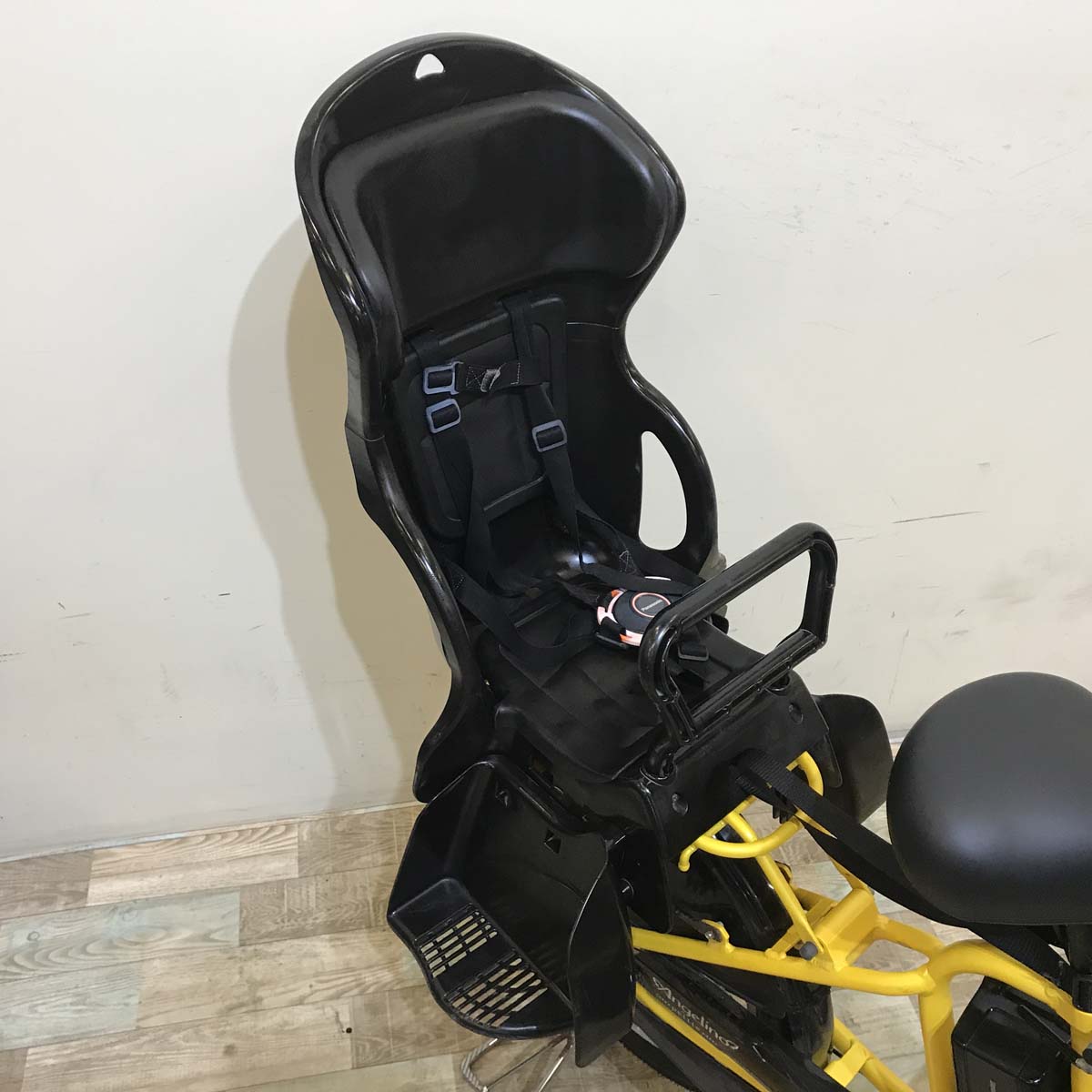 ブリヂストン アンジェリーノ プティット e イエロー 20インチ KS087【中古車】