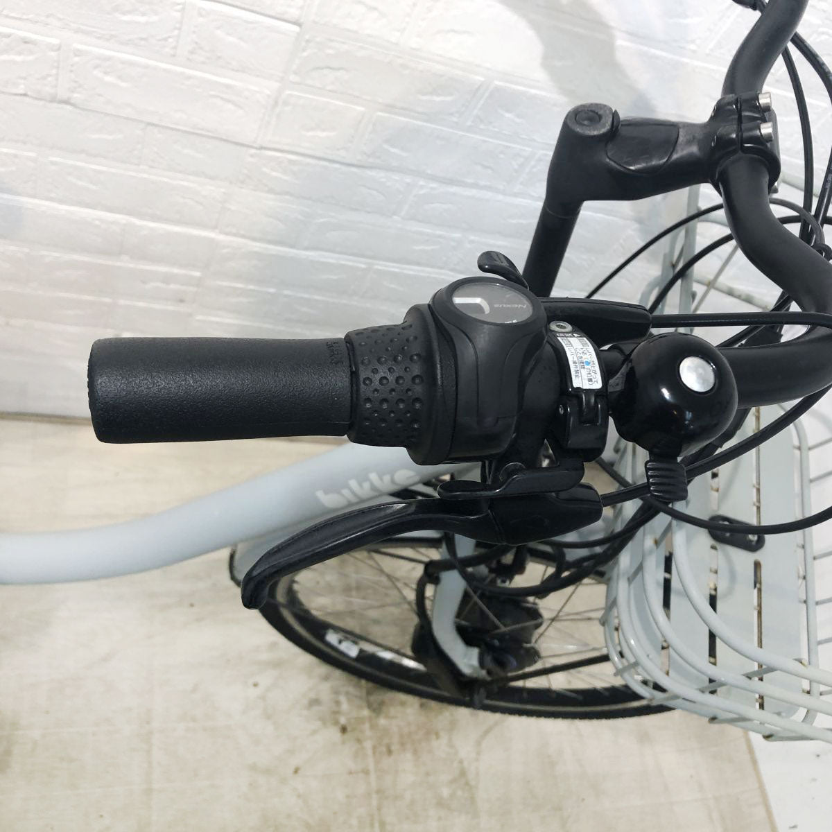 中古電動自転車 新品バッテリー ブリヂストン ビッケモブdd グレー 24×20インチ YH108