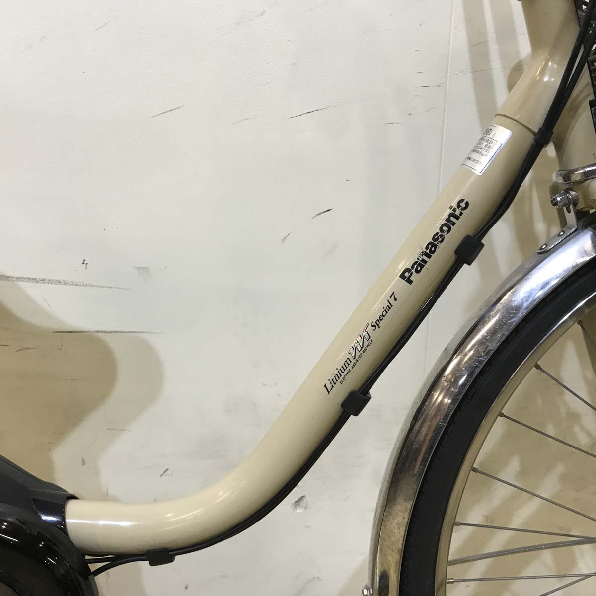 中古電動自転車  パナソニック ビビ スペシャル7 ベージュ 26インチ KB076 