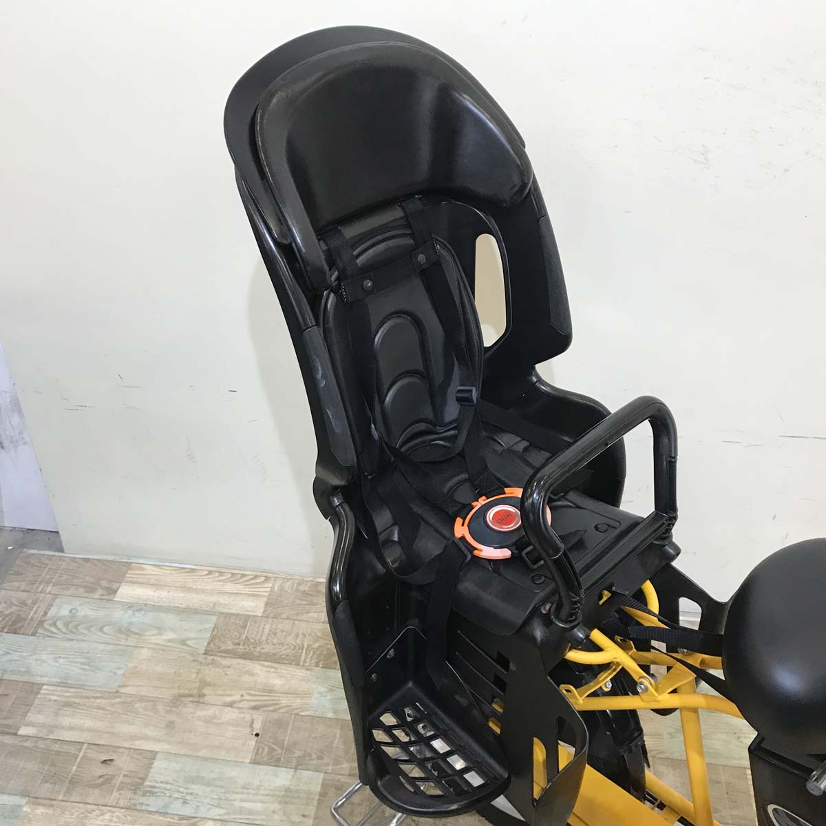 パナソニック ギュット ミニ DX イエロー 20インチ KS093【中古車】