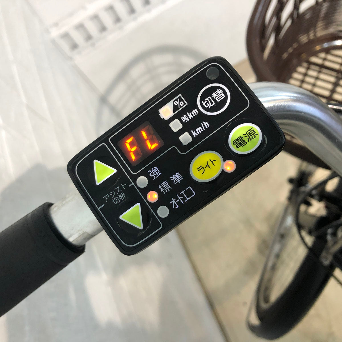 中古電動自転車 ブリヂストン アシスタ DX スペシャル ブラック 26インチ YD009