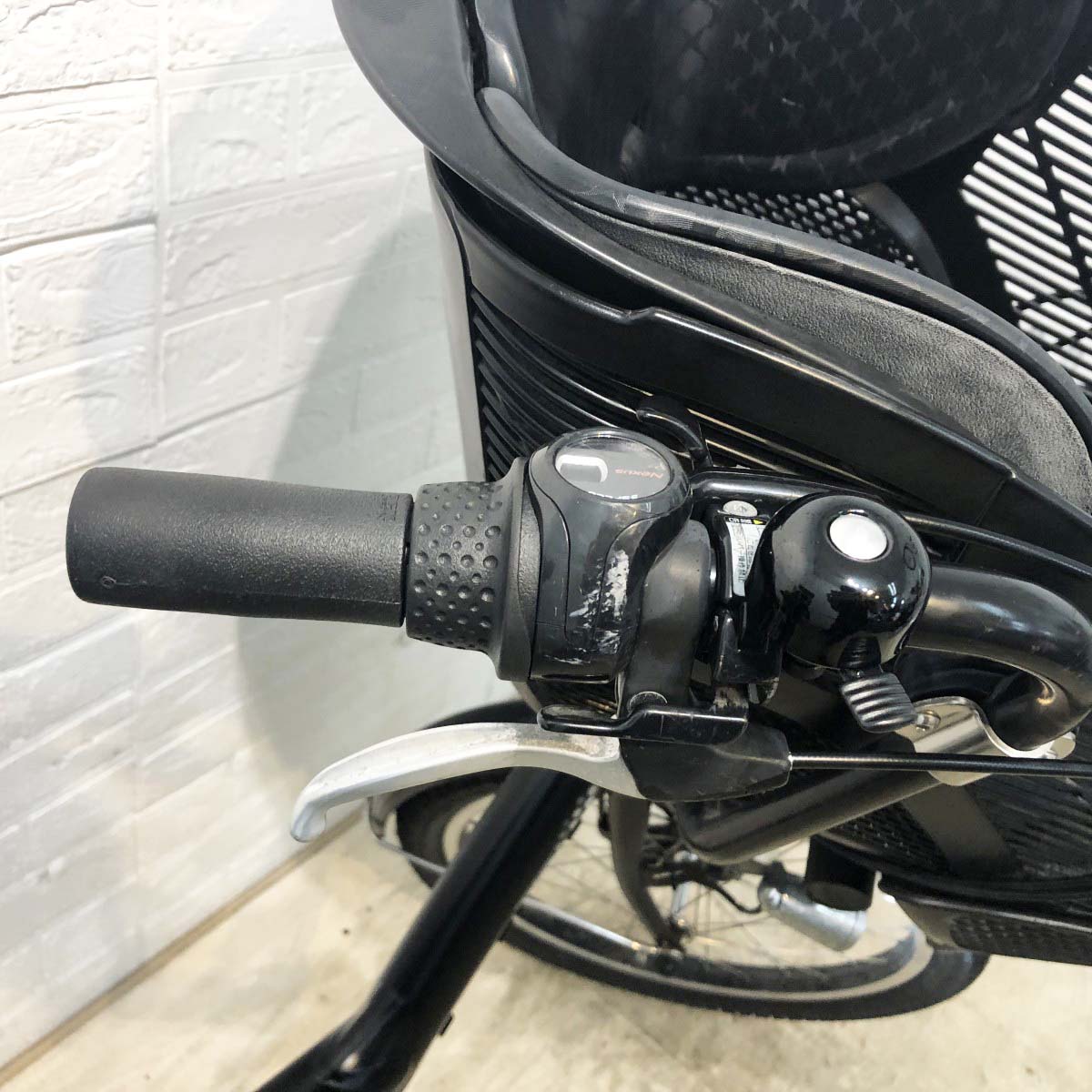 ブリヂストン アンジェリーノプティットe ブラック 20インチ YI009 【中古車】