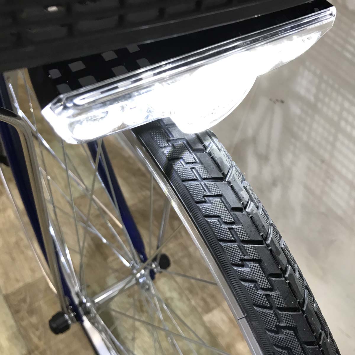 【１万円引き！】パナソニック ビビSX ネイビー 26インチ KG088 【中古車】