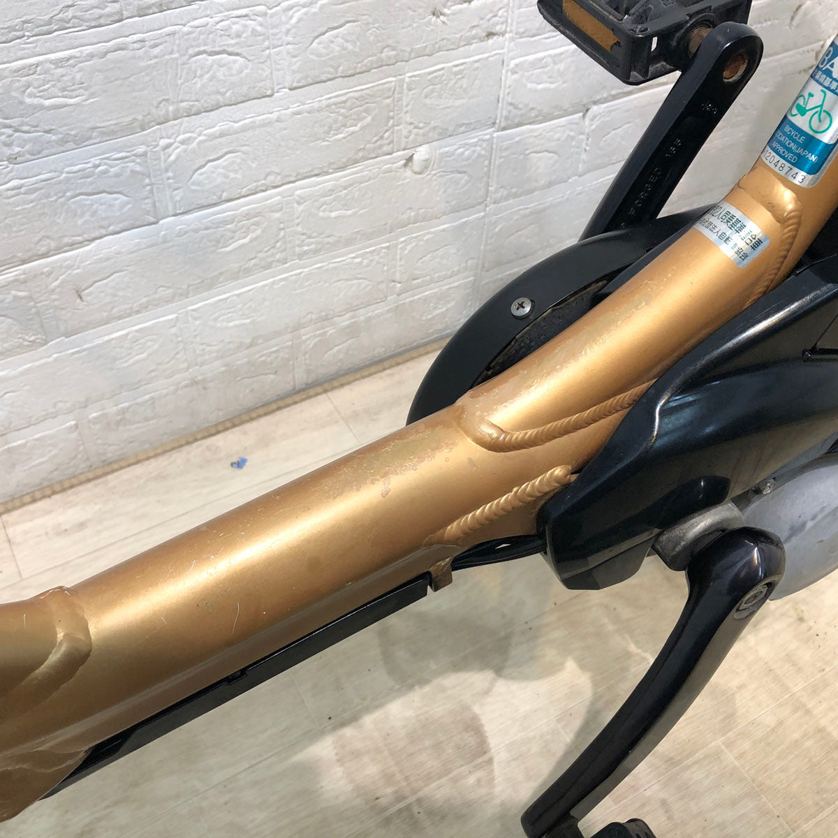 パナソニック ギュット アニーズ ゴールド 20インチ YD012【中古車】