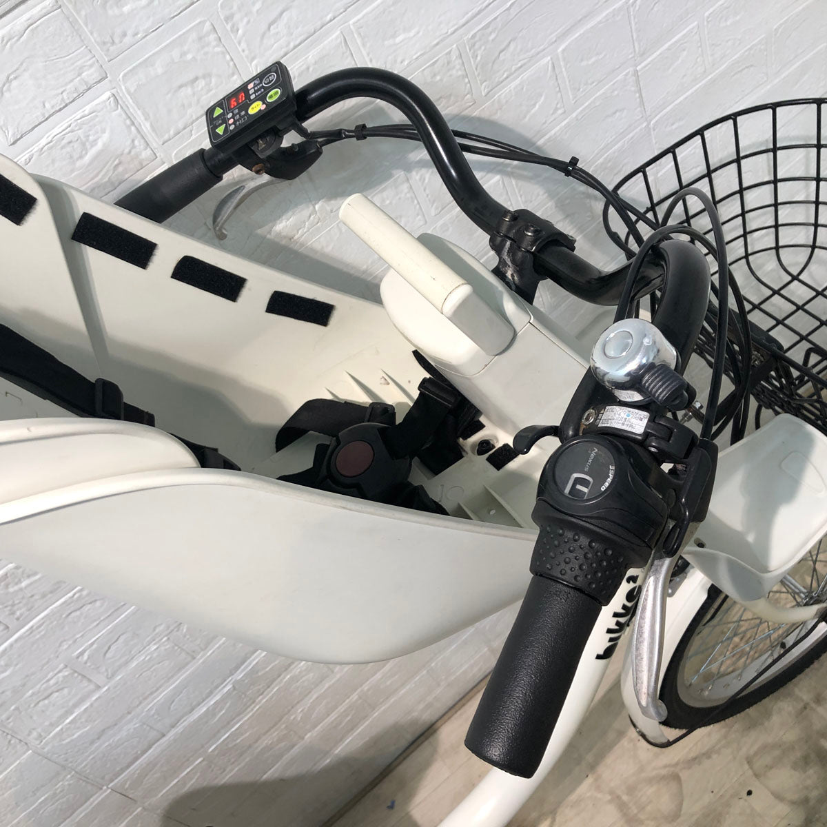 ブリヂストン bikke 2 e ビッケ ツー イー ホワイト 20インチ YD013 【中古車】