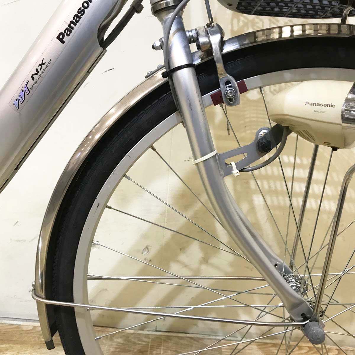 中古電動自転車 パナソニック ビビ NX シルバー 26インチ KB089