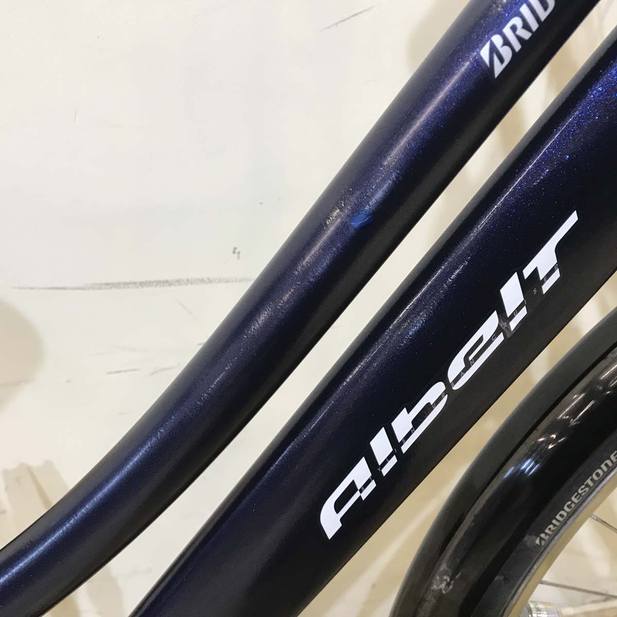 中古電動自転車 ブリヂストン アルベルト e ネイビー 27インチ KB090