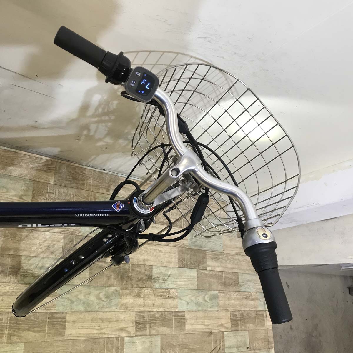 中古電動自転車 ブリヂストン アルベルト e ネイビー 27インチ KB090