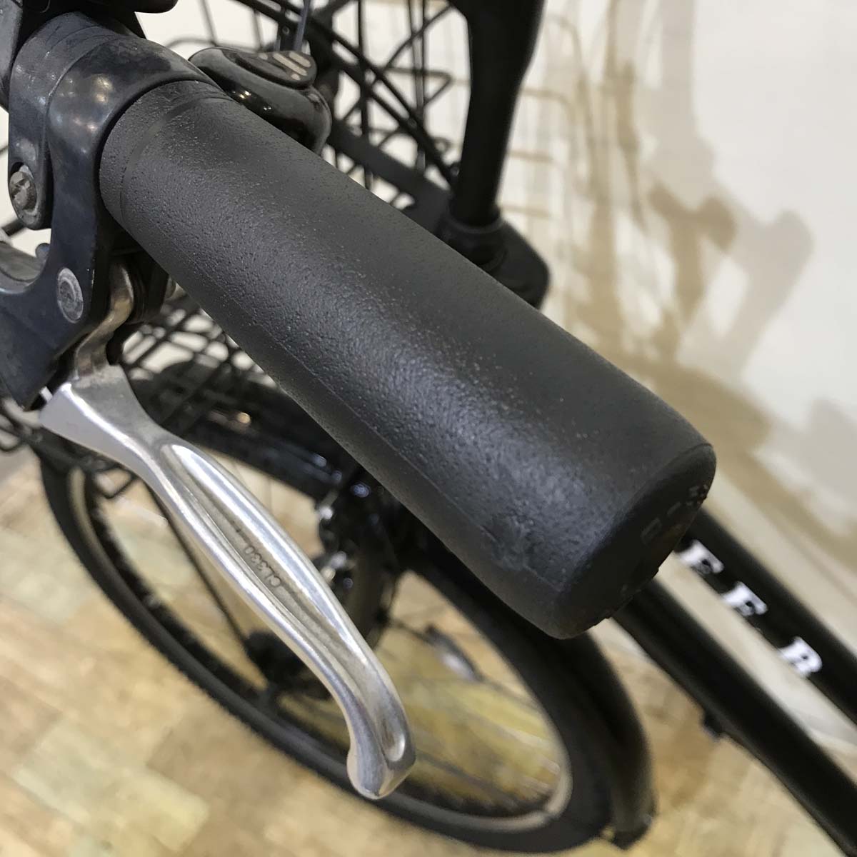 【１万円引き！】ブリヂストン ハイディB ブラック 26インチ KG096 【中古車】