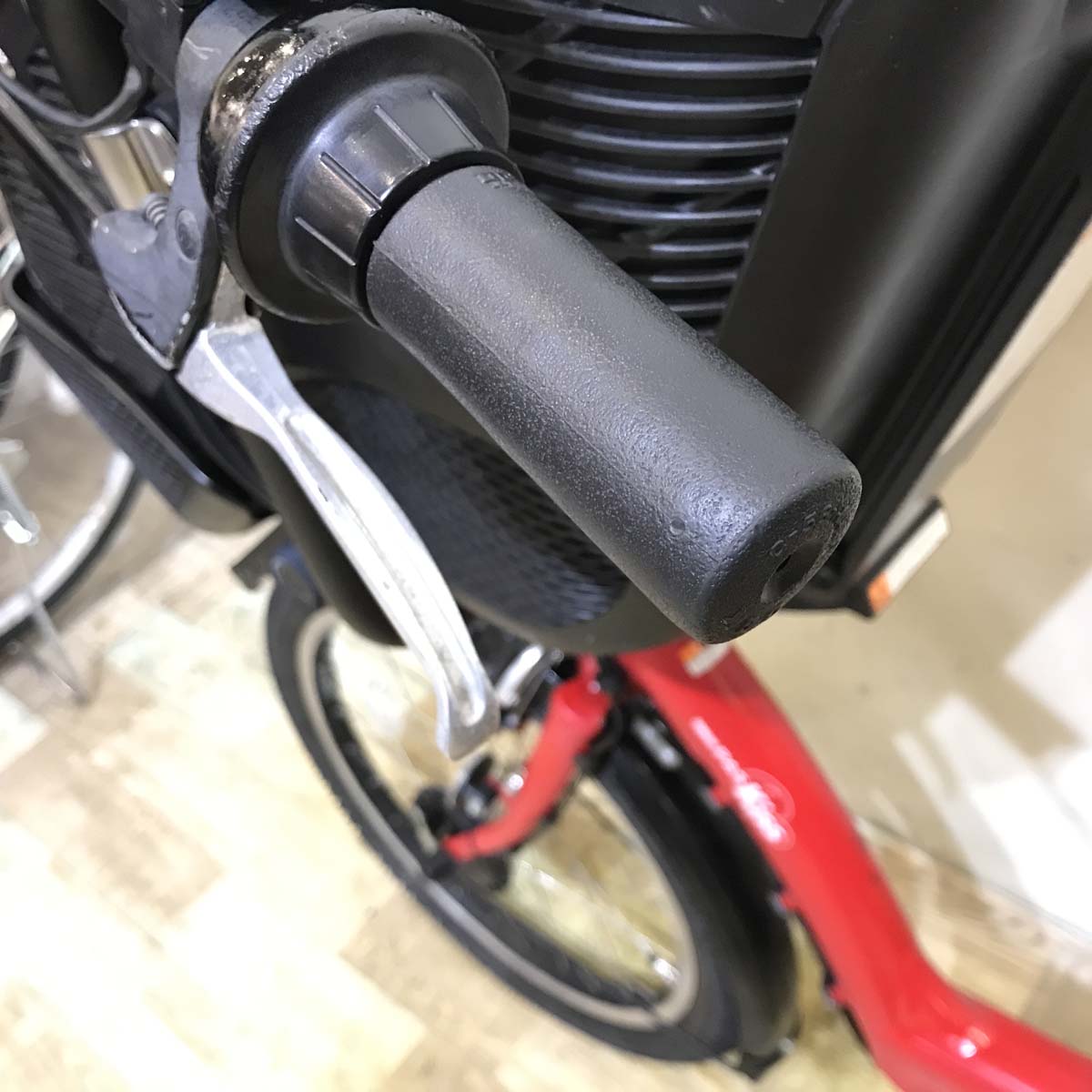 中古電動自転車 ヤマハ PAS Kiss mini パス キッス ミニ レッド 20インチ KB094