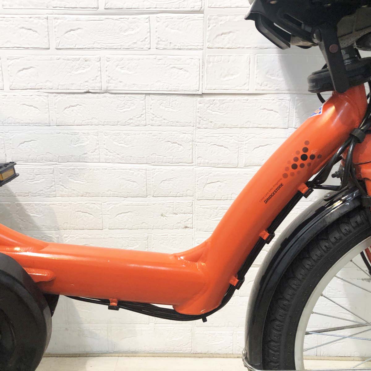 中古電動自転車 ブリヂストン アンジェリーノプティットe オレンジ 20インチ YI027